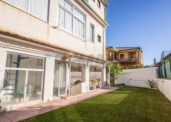 Terrazza - Villa via XXIV maggio
 
15, Viagrande - foto 5