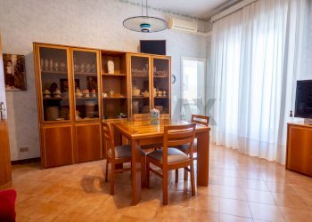 Sala da pranzo - Villa via XXIV maggio
 
15, Viagrande - foto 67