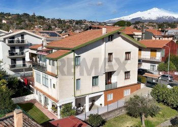 Edificio all\'aperto - Villa via XXIV maggio
 
15, Viagrande - foto 101