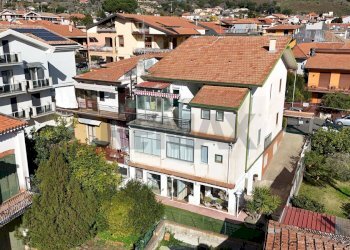 Edificio all\'aperto - Villa via XXIV maggio
 
15, Viagrande - foto 103