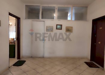 Hall / corridoio - Quadrilocale Largo Calabria
 
32, Catania - foto 3