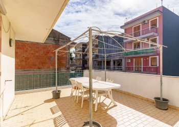Terrazza - Quadrilocale Via Croce
 
140, Aci Catena - foto 18