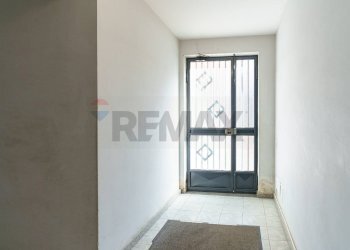 Hall / corridoio - Quadrilocale Via Croce
 
140, Aci Catena - foto 27