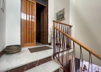 Scale - Casa indipendente Via Carolina
 
200B, Giarre - foto 6