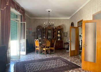 Sala da pranzo - Casa indipendente Via Carolina
 
200B, Giarre - foto 9