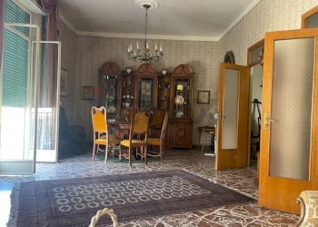 Sala da pranzo - Casa indipendente Via Carolina
 
200B, Giarre - foto 10