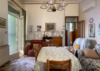 Sala da pranzo - Casa indipendente Via Carolina
 
200B, Giarre - foto 22