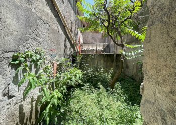 Giardino - Casa indipendente Via Carolina
 
200B, Giarre - foto 33