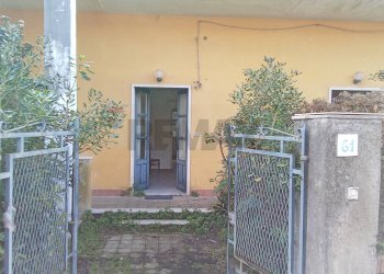 Casa all\'aperto - Casa semi indipendente VIA MAZZINI
 
60, Trecastagni - foto 2