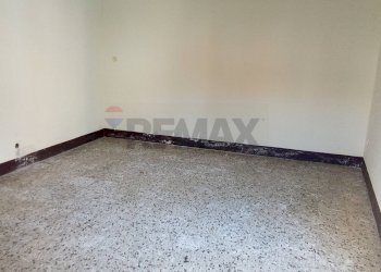 Stanza vuota - Casa semi indipendente VIA MAZZINI
 
60, Trecastagni - foto 6