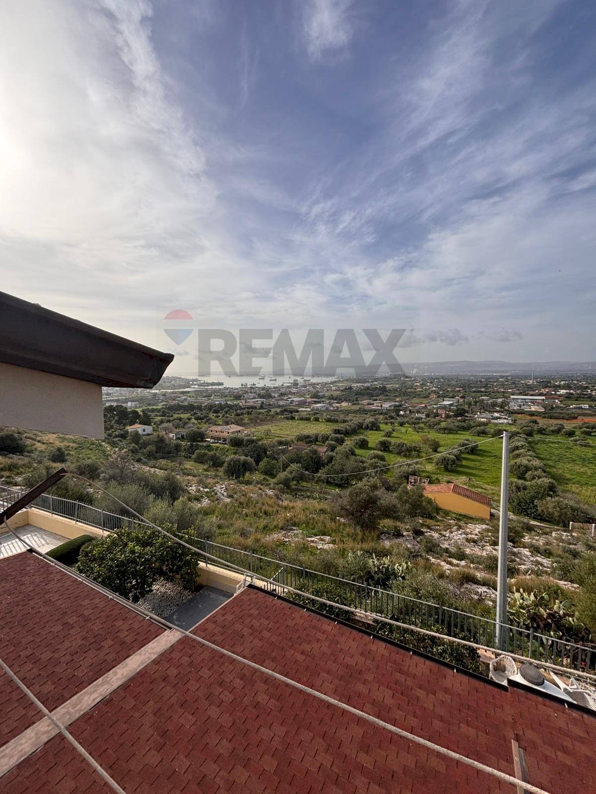 Edificio all\'aperto - Semi-detached house VIA PANORAMICA COOPERATIVE VITTORIA
 
SNC, Augusta - photo 1