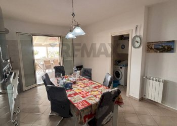 Sala da pranzo - Casa semi indipendente VIA PANORAMICA COOPERATIVE VITTORIA
 
SNC, Augusta - foto 11