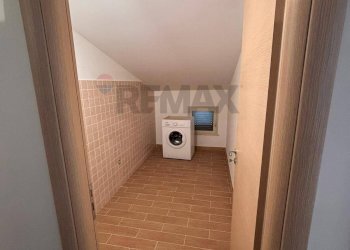 Lavanderia - Casa semi indipendente VIA PANORAMICA COOPERATIVE VITTORIA
 
SNC, Augusta - foto 17