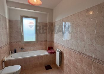 Bagno - Casa semi indipendente VIA PANORAMICA COOPERATIVE VITTORIA
 
SNC, Augusta - foto 30