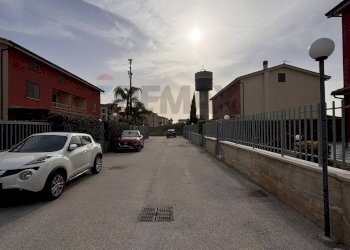 Edificio all\'aperto - Casa semi indipendente VIA PANORAMICA COOPERATIVE VITTORIA
 
SNC, Augusta - foto 45