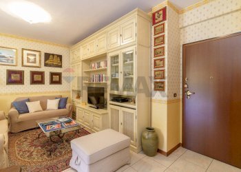 Soggiorno - Appartamento via cristoforo colombo
 
35, Tremestieri Etneo - foto 8