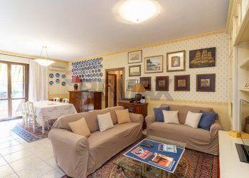 soggiorno - Appartamento via cristoforo colombo
 
35, Tremestieri Etneo - foto 9