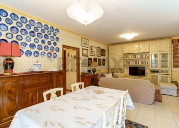 Sala da pranzo - Appartamento via cristoforo colombo
 
35, Tremestieri Etneo - foto 14