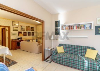 Soggiorno - Appartamento via cristoforo colombo
 
35, Tremestieri Etneo - foto 19