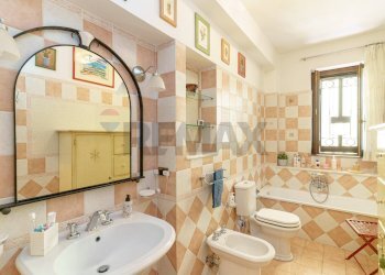 Bagno - Appartamento via cristoforo colombo
 
35, Tremestieri Etneo - foto 34