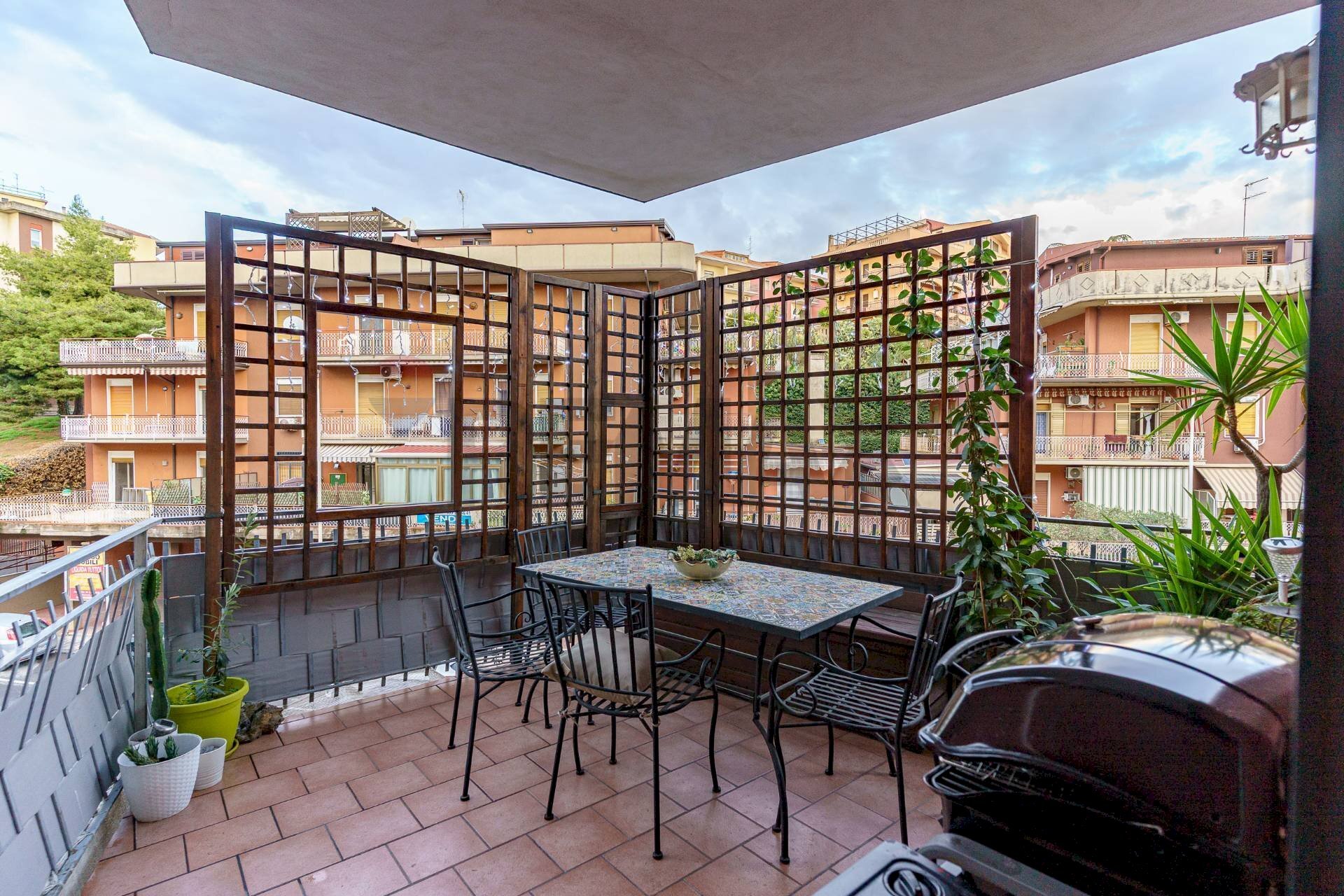 Balcone - Appartamento Viale dell'Autonomia
 
53, Gravina di Catania - foto 1