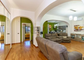 Soggiorno - Appartamento Viale dell'Autonomia
 
53, Gravina di Catania - foto 2