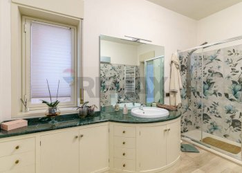 Bagno - Appartamento Viale dell'Autonomia
 
53, Gravina di Catania - foto 23