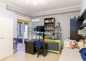 Camera / camera da letto - Appartamento Viale dell'Autonomia
 
53, Gravina di Catania - foto 27