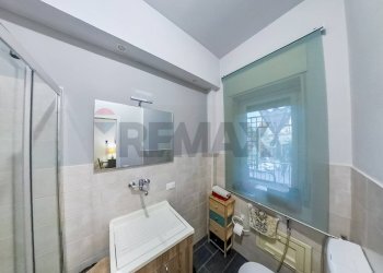 Bagno - Appartamento Viale dell'Autonomia
 
53, Gravina di Catania - foto 40