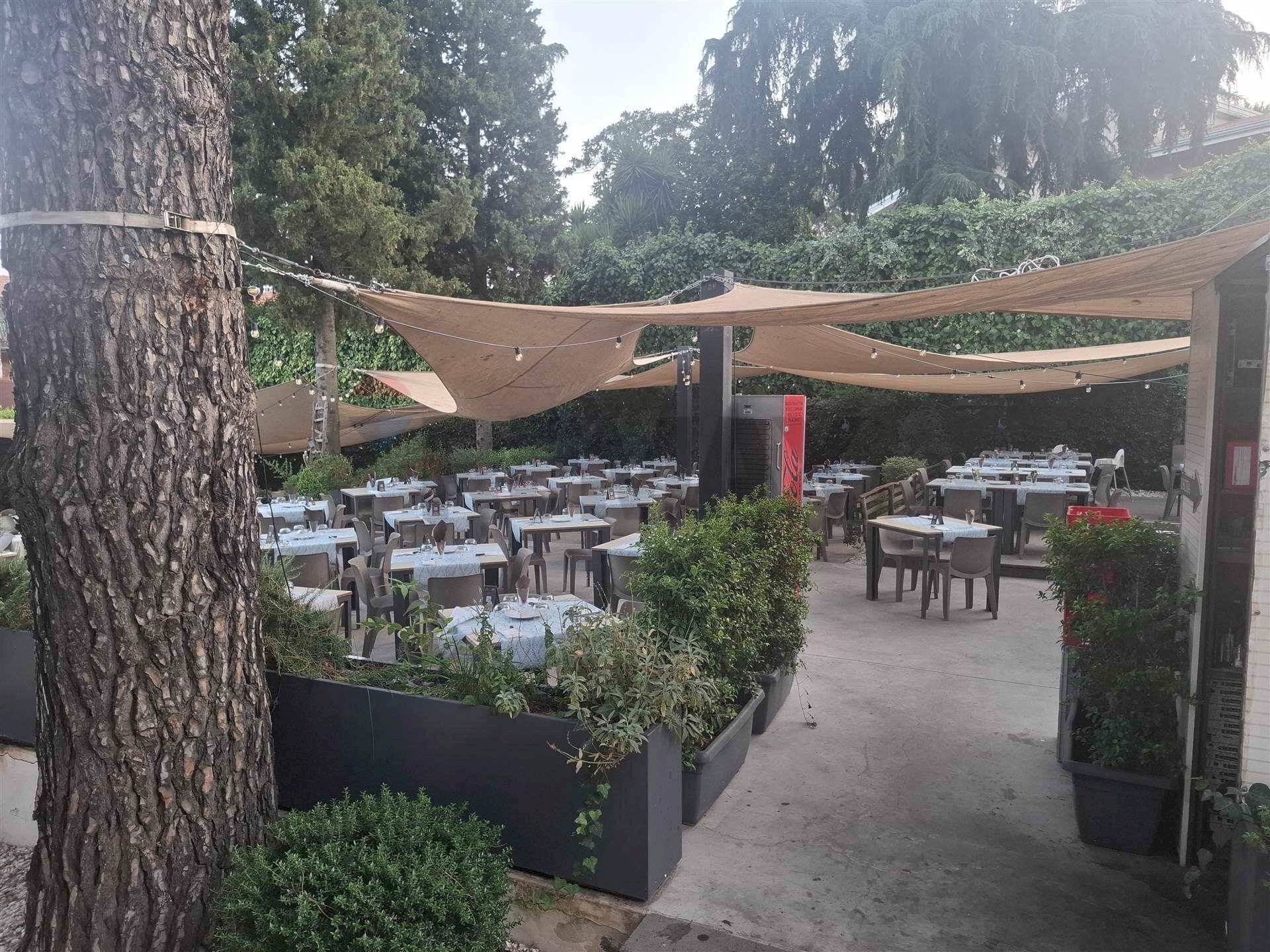 Casa all\'aperto - Attività Commerciale Via Aldo Moro
2, Nicolosi - foto 3