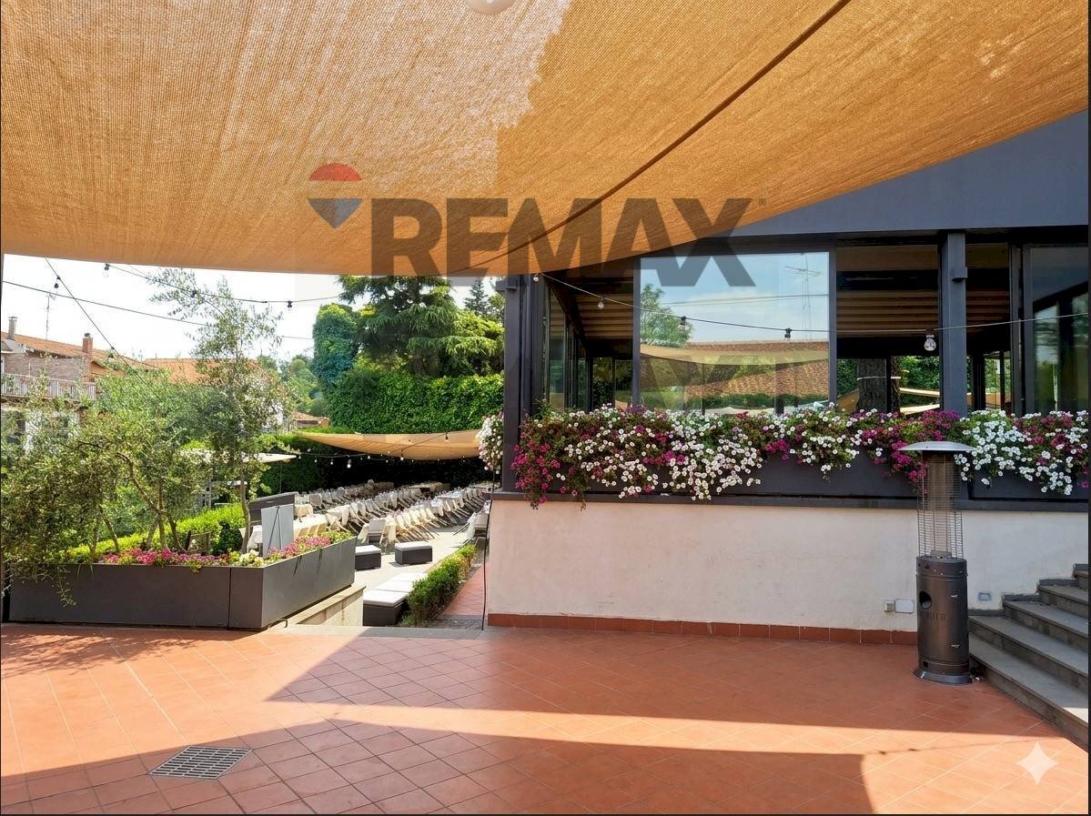 Terrazza - Attività Commerciale Via Aldo Moro
 
2, Nicolosi - foto 1