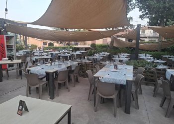 Terrazza - Attività Commerciale Via Aldo Moro
 
2, Nicolosi - foto 17