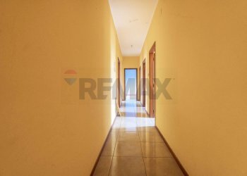 Hall / corridoio - Appartamento Via Francesco Guglielmino
 
31, Catania - foto 16