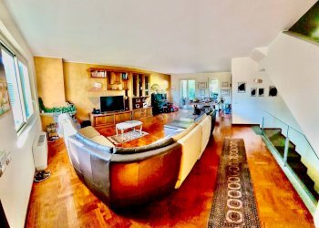 Soggiorno - Villa a Schiera Via Giacomo Leopardi
 
8, Aci Catena - foto 15