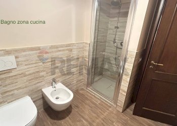 Bagno - Villa a Schiera Via Giacomo Leopardi
 
8, Aci Catena - foto 34