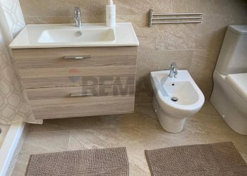 Bagno - Bilocale Via Wirzi
55, Catania - foto 6