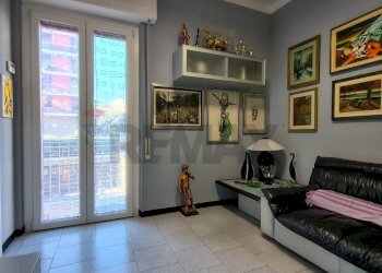 Soggiorno - Four-room apartment via Armando Diaz
 
7, Vado Ligure - photo 27
