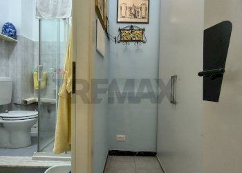 Bagno - Four-room apartment via Armando Diaz
 
7, Vado Ligure - photo 32