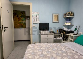 Camera / camera da letto - Four-room apartment via Armando Diaz
 
7, Vado Ligure - photo 36