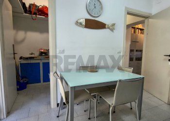 Sala da pranzo - Four-room apartment via Armando Diaz
 
7, Vado Ligure - photo 53