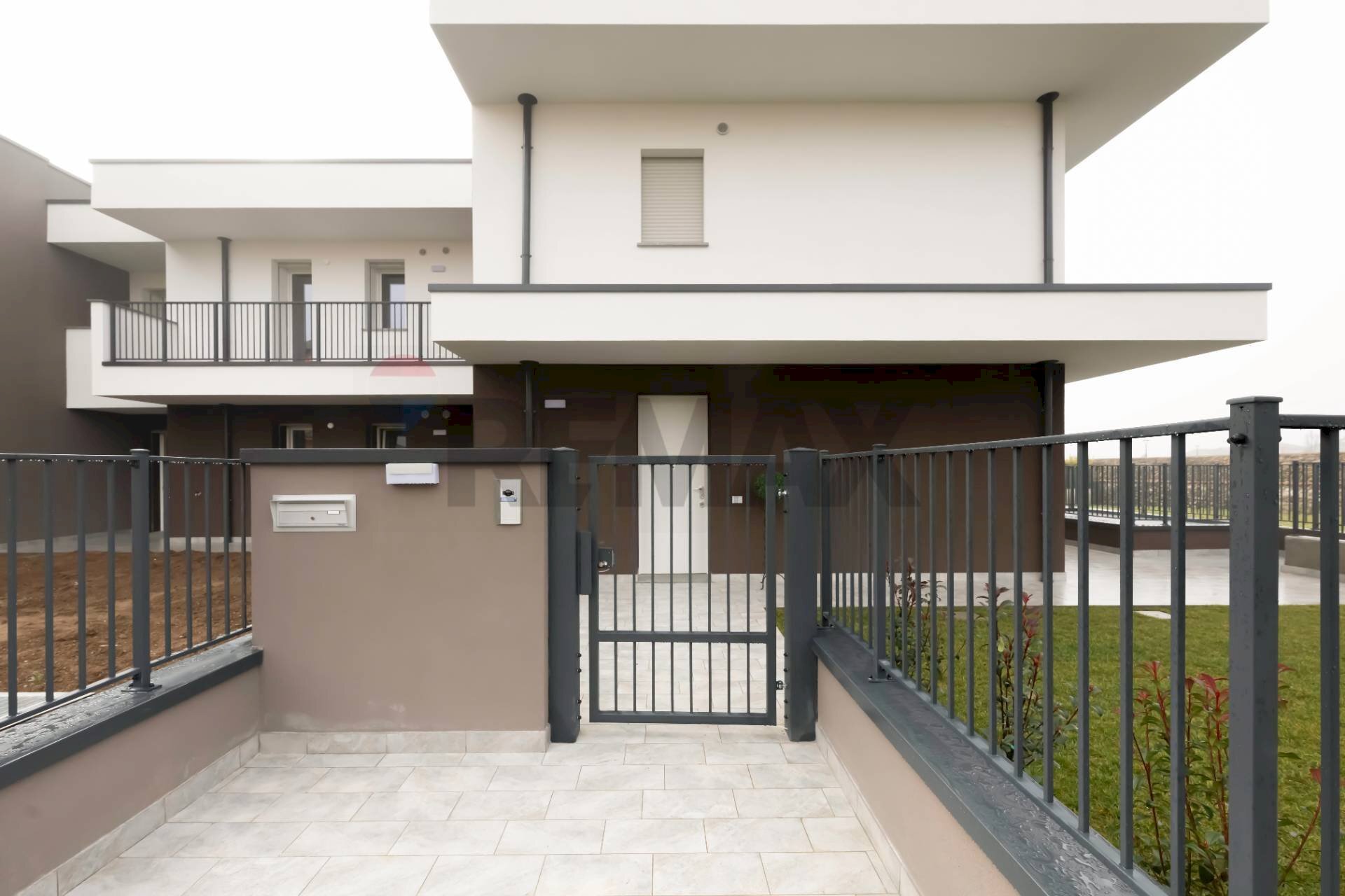 Casa all\'aperto - Villa VIA PALMA IL VECCHIO, Bonate Sotto - photo 2