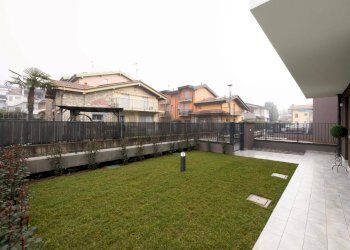 Giardino - Villa VIA PALMA IL VECCHIO, Bonate Sotto - photo 4