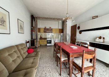 Sala da pranzo - Bilocale via san bartolomeo
 
203, Taleggio - foto 8