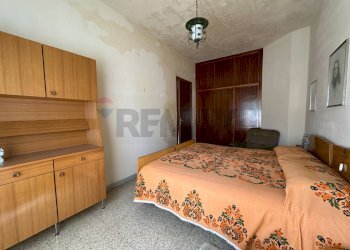 Camera / camera da letto - Bilocale via san bartolomeo
 
203, Taleggio - foto 14