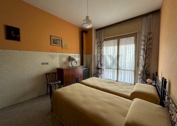 Camera / camera da letto - Bilocale via san bartolomeo
 
203, Taleggio - foto 15