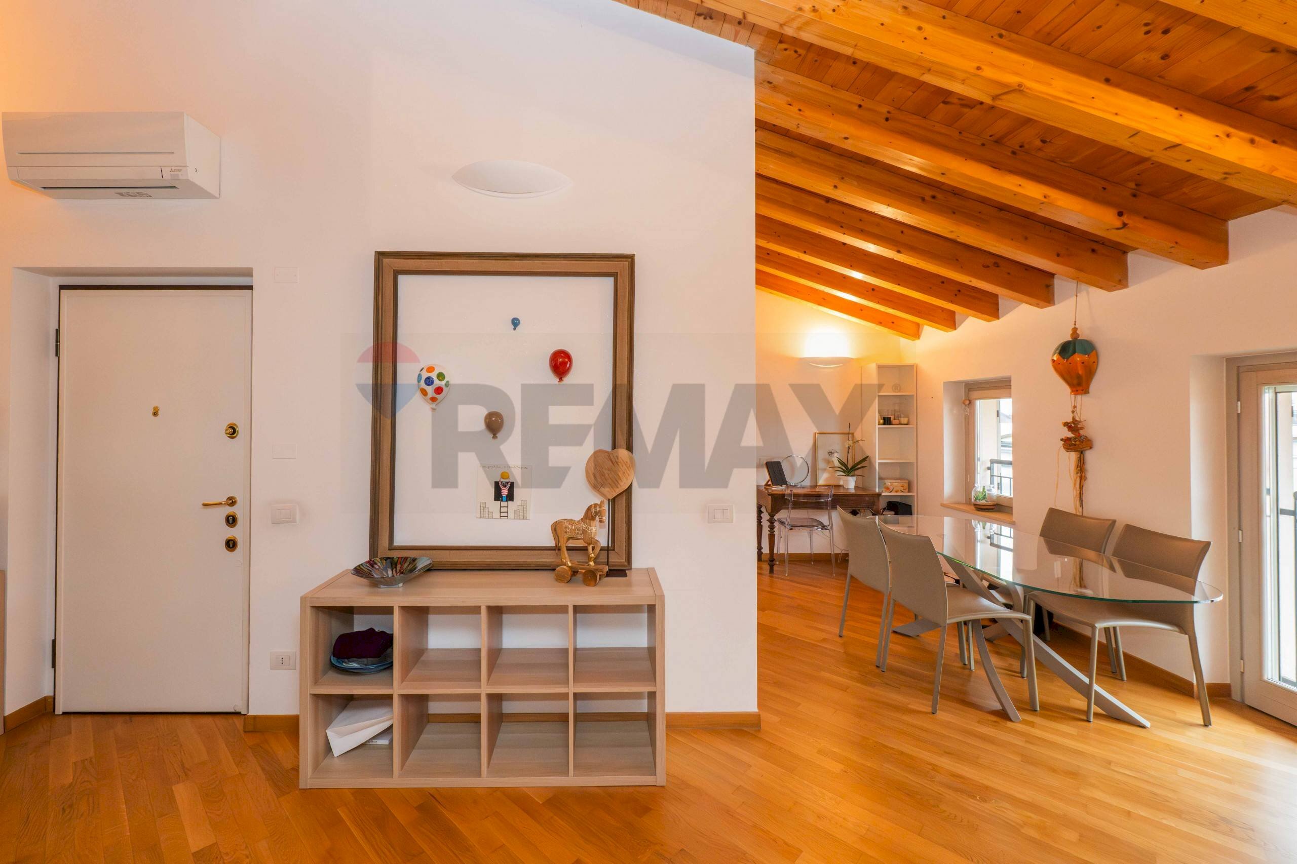 Sala da pranzo - Two-room apartment Via Don Lorenzo Milani
 
32/B, Treviglio - photo 3