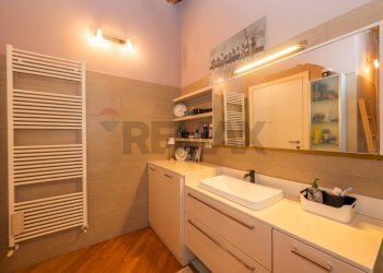 Bagno - Bilocale Via Don Lorenzo Milani
 
32/B, Treviglio - foto 9