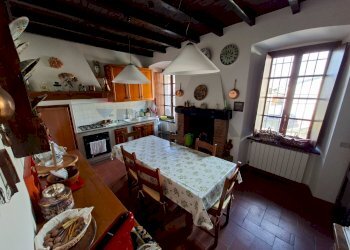 Sala da pranzo - Casa indipendente Endine Gaiano - foto 4