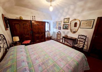 Camera / camera da letto - Casa indipendente Endine Gaiano - foto 25