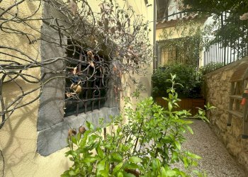 Giardino - Casa indipendente Via Siviano
 
169, Monte Isola - foto 5